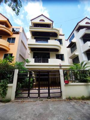HR 6043 ให้เช่าบ้านเดี่ยว 4ชั้น ซอยสุขุมวิท31 ใกล้ BTS พร้อมพงษ์