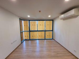Experience Comfortable Low-Rise Living in Ekkamai, Unfurnished 2-Bedroom Condo on the 4th Floor at Taka Haus