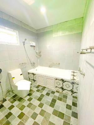 APL สุวรรณภูมิ 2.2 กม ม.พระจอมเกล้าลาดกระบัง 4กม.หลวงแพ่ง 182 ตร.วา. ให้เช่า Pool Villa บ้าน 6 แอร์ 4 นอน  เฟอร์ เครื่องใช้ไฟฟ้าครบ4 น้ำ ภาพที่ 8