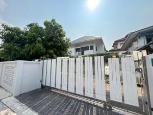 ให้เช่าบ้านเดี่ยวลาดพร้าว71ที่ดิน101ตร.ว4นอน4น้ำแอร์4เครื่องเฟอร์นิเจอร์ครบเช่า65,000บา/เดือนใกล้BTSlugs]nvถนนลาดพร้าว71