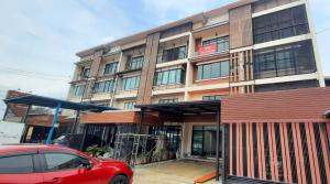 ให้เช่า ทาวน์โอม4ชั้น ริมถนน  บ้านกล้วย-ไทรน้อย  บางบัวทอง บ้านใหม่  20,000บาท