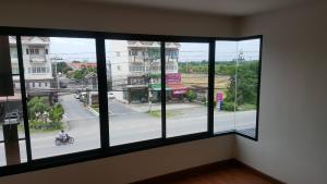 ให้เช่า ทาวน์โอม4ชั้น ริมถนน  บ้านกล้วย-ไทรน้อย  บางบัวทอง บ้านใหม่  20,000บาท ภาพที่ 6