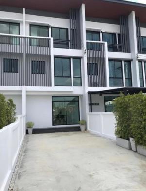 LV52525 ให้เช่า Townhome 3 ชั้น โครงการ Cozy สตรีวิทยา 2 ซอย 23 ใหม่เอี่ยม ลาดพร้าว กรุงเทพมหานคร