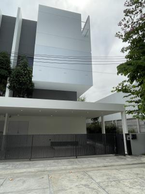 โฮมออฟฟิศติดถนนวิภาวดี 84 ให้เช่า ARKIN สนามบินดอนเมือง โครงการมี 32 หลัง หลังมุม ทิศเหนือ