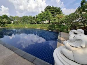 ให้เช่า บ้านเดี่ยว2ชั้น 64ตรว. ถนนร่มเกล้า เขตมีนบุรี ติดถนนใหญ่ ใกล้มหาวิทยาลัยเกษมบัญฑิต ภาพที่ 2