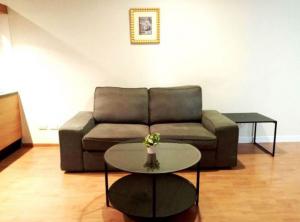 The Capital Sukhumvit 30 Pet Friendly Clean livable 3rd floor BTS Phrom Phong ภาพที่ 3