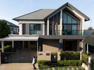 บ้านเดี่ยว บางกอก บูเลอวาร์ด พระราม 9 ให้เช่า 3 ห้องนอน