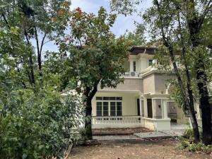 HR 6061 ขายและให้เช่าบ้านเดี่ยวสุดหรู หมู่บ้านลดาวัลย์ รามอินทรา กม.2 ติดถนนใหญ่