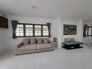 For Rent : Samkong, Single-storey detached house, 3 Bedrooms 2 Bathrooms near Chillva Market ภาพที่ 3