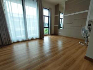 ขายและให้เช่าทฮ. 3 ชั้น ม.บ้านกลางเมือง พระราม 2-พุทธบูชา Built-in พร้อมอยู่ ภาพที่ 7