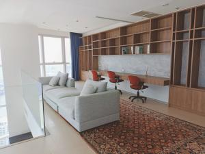 For Rent: Luxurious Duplex Condominium at The River Breathtaking River and City Views ภาพที่ 7