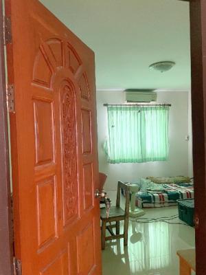 ติดถนน ใจกลางเมือง 2 นอน 3 น้ำ  27 ตร.วา.324 ตร.ม.ม.ราชภัฎศรีสะเกษ 1.6 กม. ทำเลดี เหมาะกับทำโฮมออฟฟิศ ทำธุรกิจ ค้าขาย ภาพที่ 2