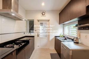 บ้าน บ้านเดี่ยว หมู่บ้านนันทวัน รามอินทรา-พหลโยธิน ขนาดเท่ากับ 108 ตร.ว. 4 ห้องนอน ไม่ไกลจาก ตลาดถนอมมิตร ~ 3.5 km. เข้าอยู่ได้ทันที เป็นบ้านหลังใหญ่หรูที่มีราคาดี อยู่ในทำเลที่ดี เหมาะสำหรับนักลงทุน หรือครอบครัวใหญ่ที่ต้องการเนื้อที่มาก และที่อยู่ใน ภาพที่ 7