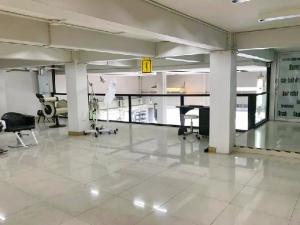 เหม่งจ๋าย MRT รามคำแหง12 500 ม. AIRBNB อาคารพาณิชย์ 3 คูหา 5 ชั้น ดาดฟ้า 60 ตร.วา.1,220 ตร.ม. ติดถนนใหญ่ 8 นอน 4 น้ำ ภาพที่ 7