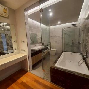 ให้เช่า Penthouse หรู The Four Wings Residence ห้องมุมสุด พื้นที่มากกว่า 300 ตรม ห้องพร้อมเข้าอยู่ เฟอร์นิเจอร์ครบ - ghd000612R ภาพที่ 8