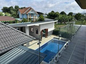 For Rent : Thalang, Private Pool Villa near Robinson Thalang, 3 Bedrooms 3 Bathrooms ภาพที่ 8