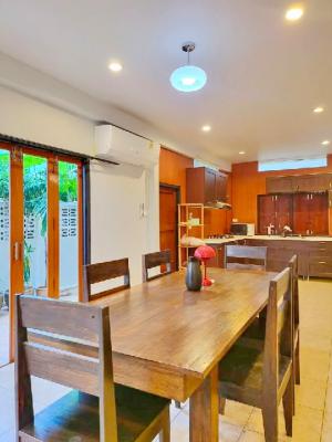 MRT สุทธิสาร 600 ม. บ้านทรงไทย 240 ตร.ม.รับจดบริษัทได้ ให้เช่าบ้านเดี่ยว 2 ชั้น 60 ตร.วา. ทำเป็น Airbnb ร.นานาชาติเดอะรีเจ้นท์ 3.8 กม.3 นอน  ภาพที่ 3
