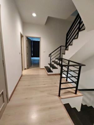 ให้เช่าทาวน์โฮม 3 ชั้น ม.พรีเมี่ยม เพลส พหลโยธิน-รามอินทรา บ้านใหม่ไม่เคยเข้าอยู่ ภาพที่ 4