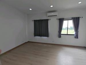 ให้เช่าทาวน์โฮม 3 ชั้น ม.พรีเมี่ยม เพลส พหลโยธิน-รามอินทรา บ้านใหม่ไม่เคยเข้าอยู่ ภาพที่ 6
