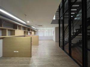 สำนักงานให้เช่าถนนประเสริฐมนูกิจโรงเรียนเลิศหล้า 5 ชั้น บิวท์อิน + แอร์  15-20 คัน ที่จอดรถส่วนกลาง + ที่จอดรถหน้าอาคาร 95,000 บาทต่อเดือน ภาพที่ 2