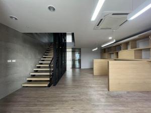 สำนักงานให้เช่าถนนประเสริฐมนูกิจโรงเรียนเลิศหล้า 5 ชั้น บิวท์อิน + แอร์  15-20 คัน ที่จอดรถส่วนกลาง + ที่จอดรถหน้าอาคาร 95,000 บาทต่อเดือน ภาพที่ 7