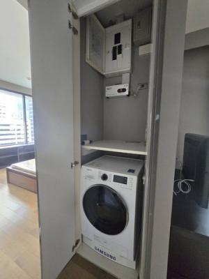 Condo. เอ็ม สีลม M Silom 52sq.m. 1 BEDROOM 1 BATHROOM 35000 บ. ไม่ไกลจาก สีลมพลาซ่า ราคาพิเศษ ภาพที่ 8