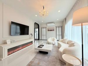 LV53137 ให้เช่า บ้านเดี่ยวหรู 2 ชั้น เดอะ ซิตี้ บางนา The City Bangna ติด Mega บางนา และ รร.นานาชาติ ภาพที่ 2