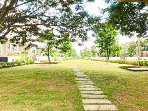 สนามกอล์ฟวินด์เซอร์ปาร์ค500ม.ไม่เคยอยู่ ให้เช่าคฤหาสน์ 2ชั้น 405 ตร.ม.105 ตร.วา.  3-4นอน MRT สุวินทวงศ์ 7.7กม.  3น้ำ ตลาดยิ่งเจริญทรัพย์  ภาพที่ 3