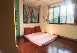 HR 5994 ให้เช่าบ้านเดี่ยว หมู่บ้านจามจุรี ซอยกิ่งแก้ว 41  ใกล้สนามบินสุวรรณภูมิ ภาพที่ 5