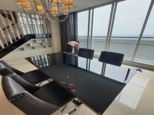 ให้เช่า Penthouse Duplex สุดหรู 2 ชั้น The Four Wings Residence Srinakarin ขนาด 300 ตร.ม. 3 นอน ห้องมุม ชั้นบนสุด วิวเมือง ไม่โดนบล๊อควิว ภาพที่ 3