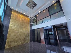 ให้เช่าโฮมออฟฟิศ ใกล้ MRT ห้วยขวาง , MRT ศูนย์วัฒนธรรมฯ 4ชั้น THE PENTAS RATCHADA–RAMA 9  ภาพที่ 3
