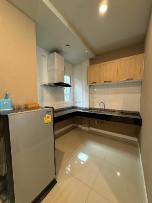 APLลาดกระบัง 4.3กมลาดกระบัง 1กม. สนามบินสุวรรณภูมิ1กม.ทาวน์โฮม 3ชั้น 25ตร.วา. 285ตร.ม. จัดเต็มเฟอร์ 4นอน  รพ.จุฬารัตน์ 8 400ม.   ภาพที่ 4