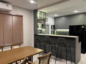 HS 1770 ขายบ้านเดี่ยว 2 ชั้น 210 ตรม. 4 ห้องนอน โครงการ CENTRO พระราม 9  กรุงเทพกรีฑา  ภาพที่ 4