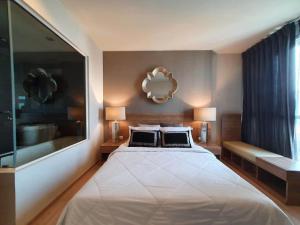 Rhythm Sathorn Clean safe comfortable 11th floor BTS Saphan Taksin ภาพที่ 2